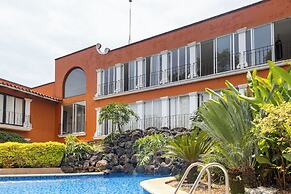 Hosteria Las Quintas Hotel