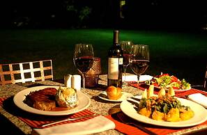 Hosteria Las Quintas Hotel