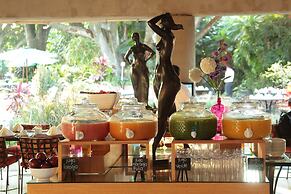 Hosteria Las Quintas Hotel