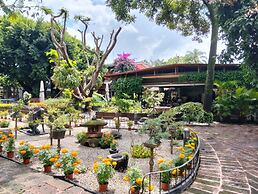 Hosteria Las Quintas Hotel