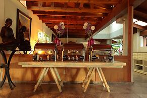 Hosteria Las Quintas Hotel