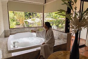 Hosteria Las Quintas Hotel