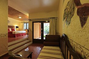 Hosteria Las Quintas Hotel