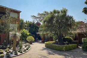 Hosteria Las Quintas Hotel