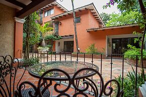 Hosteria Las Quintas Hotel