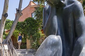 Hosteria Las Quintas Hotel