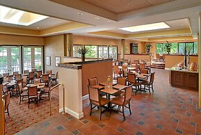 Hilton Peachtree City Atlanta Hotel & Conference Center