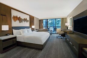 Hilton Peachtree City Atlanta Hotel & Conference Center