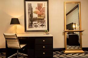The Allegro Royal Sonesta Hotel Chicago Loop