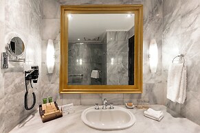 Discovery Kartika Plaza Hotel