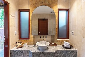 Discovery Kartika Plaza Hotel