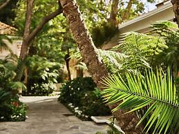 Hotel Bel-Air - Dorchester Collection