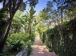 Hotel Bel-Air - Dorchester Collection