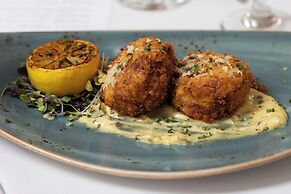 Embassy Suites by Hilton Philadelphia Valley Forge