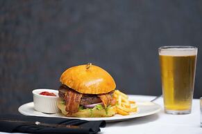 Embassy Suites by Hilton Philadelphia Valley Forge