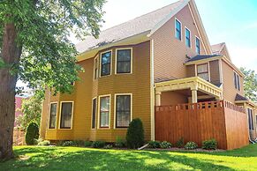 Quality Inn & Suites Downtown