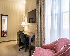 Quality Inn & Suites Downtown