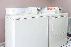 Days Inn by Wyndham Sarasota I-75