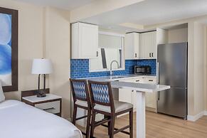 Lido Beach Resort