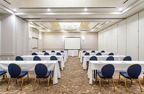 Crowne Plaza Los Angeles Harbor Hotel by IHG
