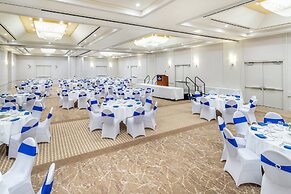 Crowne Plaza Los Angeles Harbor Hotel by IHG