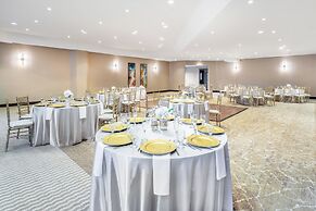 Crowne Plaza Los Angeles Harbor Hotel by IHG