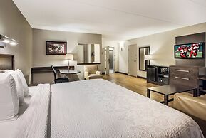 Red Roof Inn PLUS+ Boston - Woburn/ Burlington