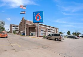Motel 6 Colorado Springs, CO - Air Force Academy