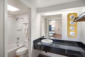 Motel 6 Colorado Springs, CO - Air Force Academy