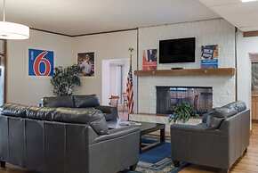 Motel 6 Colorado Springs, CO - Air Force Academy