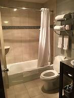 District Hotel by OYO Portland Convention Center