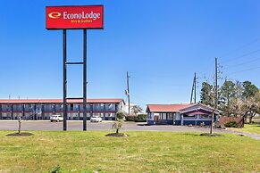 Econo Lodge Inn & Suites Sealy