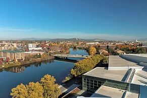 DoubleTree by Hilton Spokane City Center