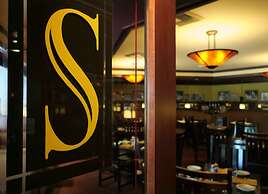 DoubleTree by Hilton Spokane City Center