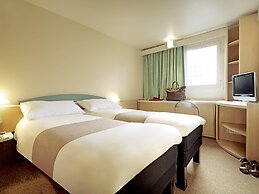 ibis Setubal