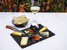 Mercure Saint Nectaire Spa & Bien-être Hotel