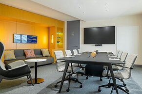 Sheraton Paris Charles de Gaulle Airport Hotel