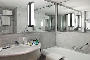 Sheraton Paris Charles de Gaulle Airport Hotel