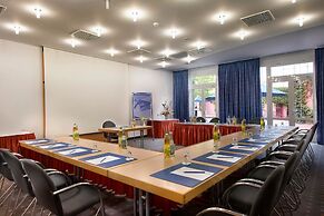 TRYP by Wyndham Halle