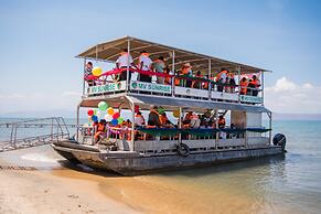 Sunbird Nkopola Lodge