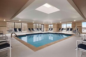Country Inn & Suites by Radisson, Roanoke Rapids, NC
