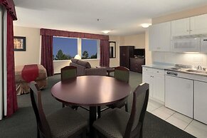 Travelodge by Wyndham Nanaimo