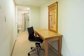 Quality Inn Downtown Inner Harbour