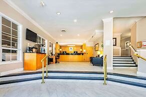 Quality Inn Downtown Inner Harbour