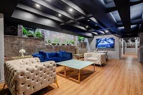 Olympia Hotel By Lodgo