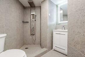 Olympia Hotel By Lodgo