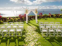 Royal Lahaina Resort & Bungalows