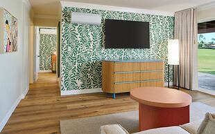 Royal Lahaina Resort & Bungalows