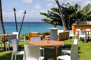 Royal Lahaina Resort & Bungalows