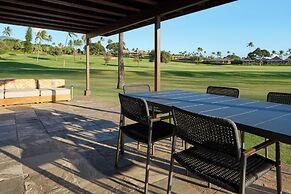 Royal Lahaina Resort & Bungalows